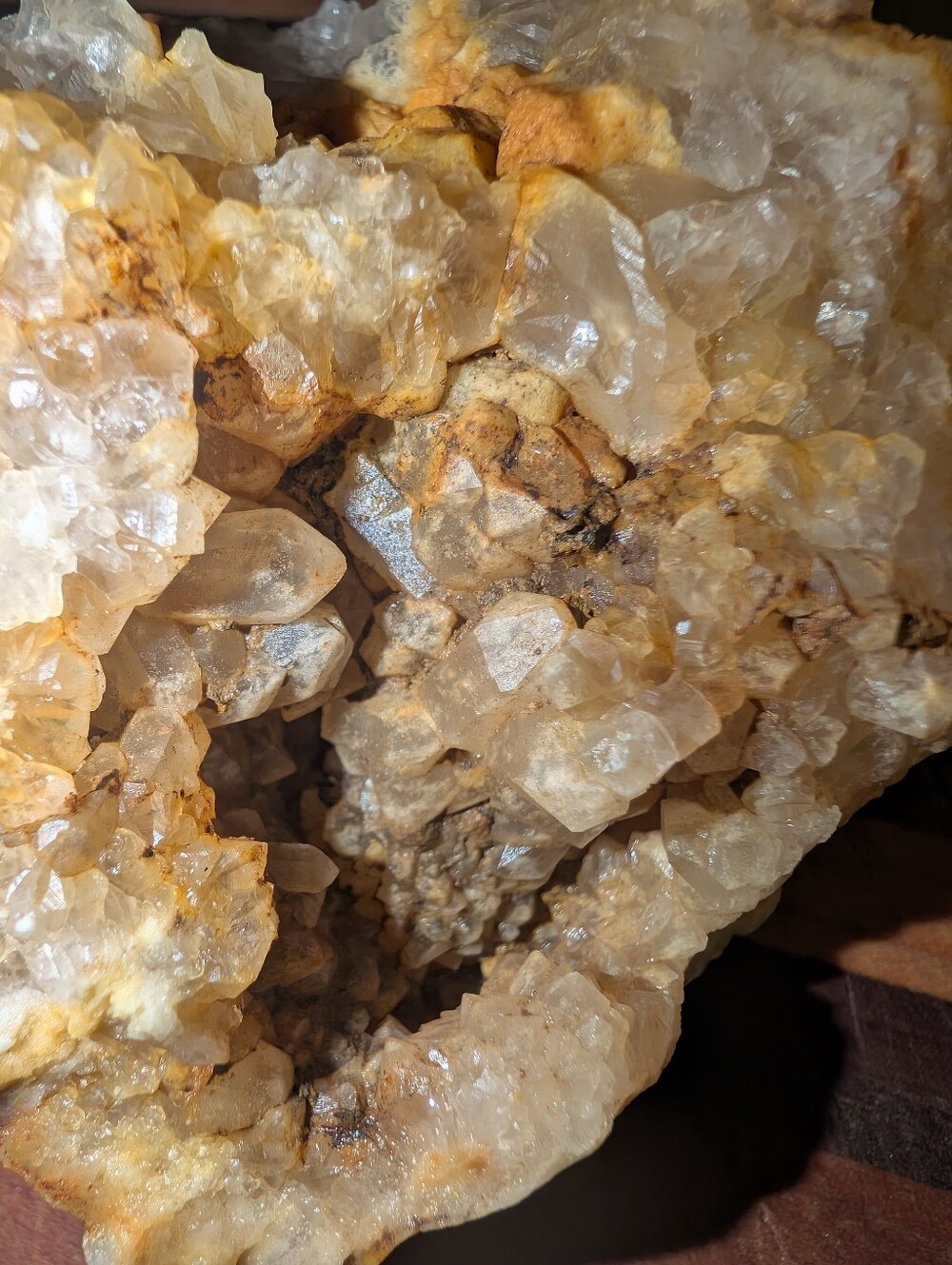 Natural Kentucky Quartz Geode – Cracked Open into 3 Pieces – Sparkling - Picture 12 of 16
